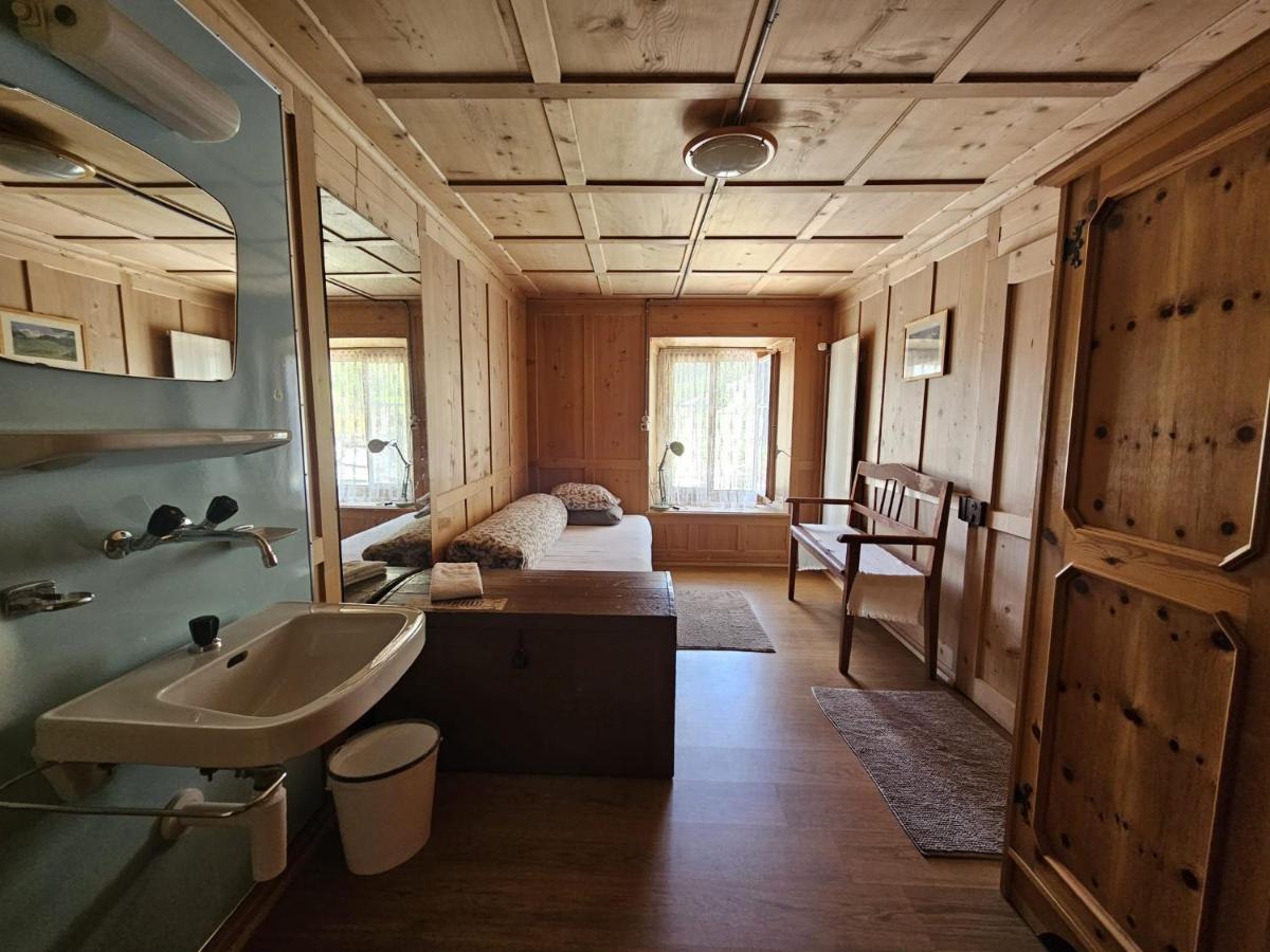 Single Room with Shared Bathroom
