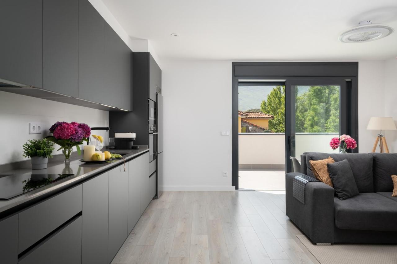 Ático en Llanes con gran terraza, piscina y pista de paddel - Ferienwohnung Llanes