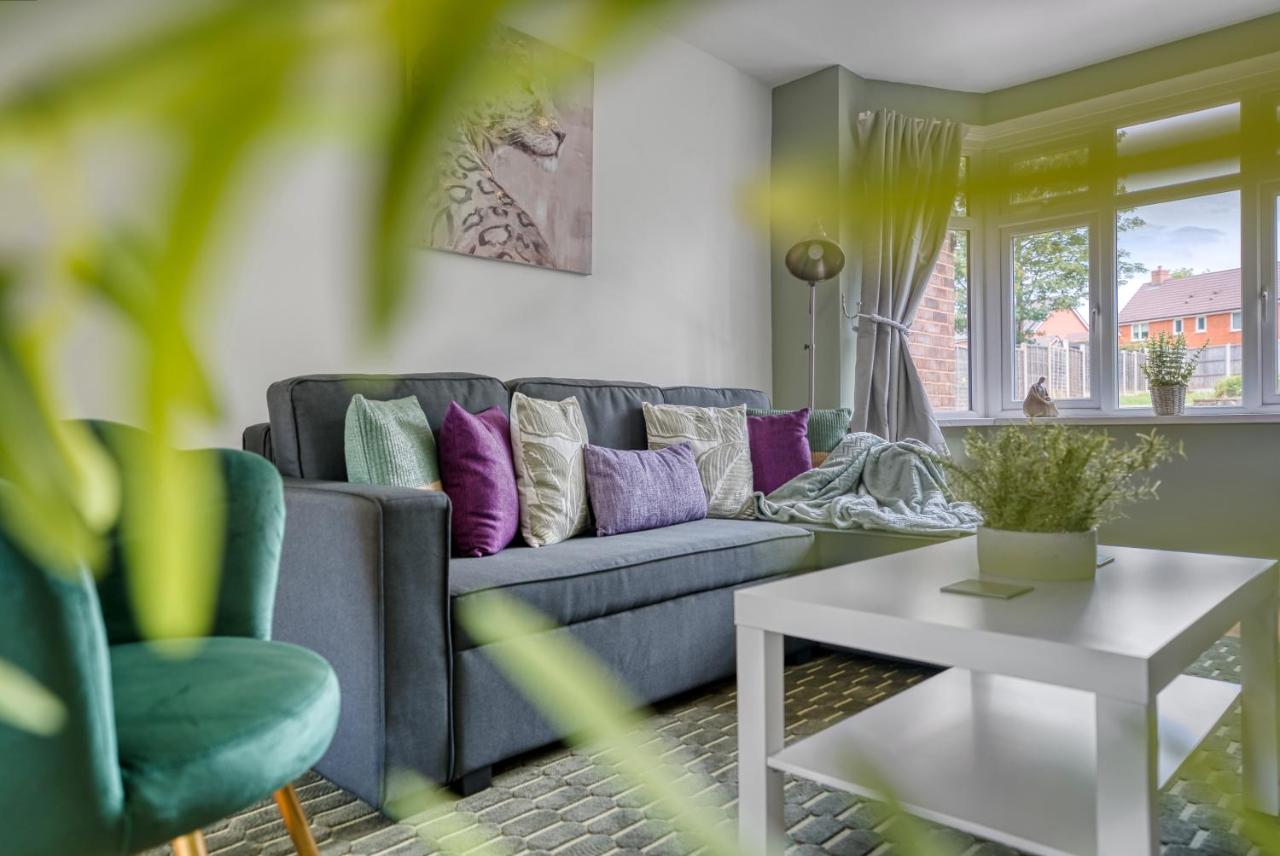 Team Accomodation 4 Bedroom Free Parking WiFi Moseley Birmingham near City Centre NEC BHX - B&B Birmingham