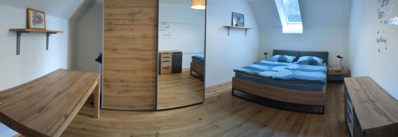 Apartment mit Terrasse