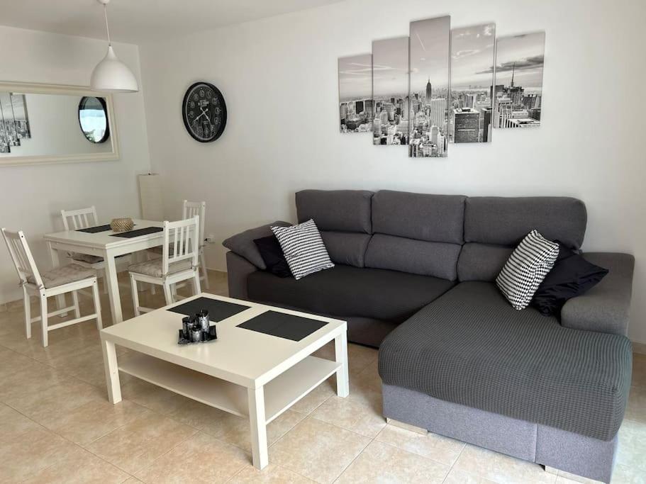 White House - Ferienwohnung Playa Blanca