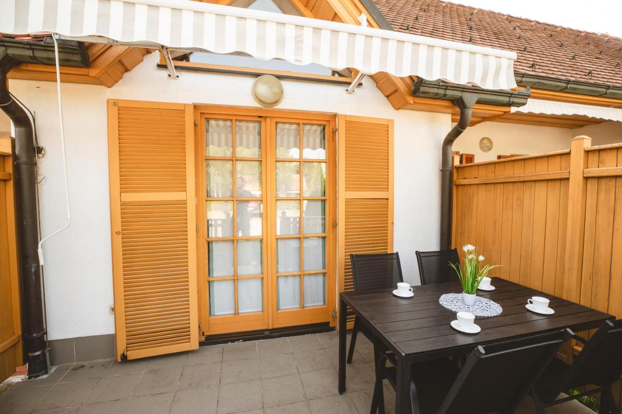 POČITNIŠKI APARTMAJI - Vijolica 2 in Moravske Toplice - B&B Moravske Toplice