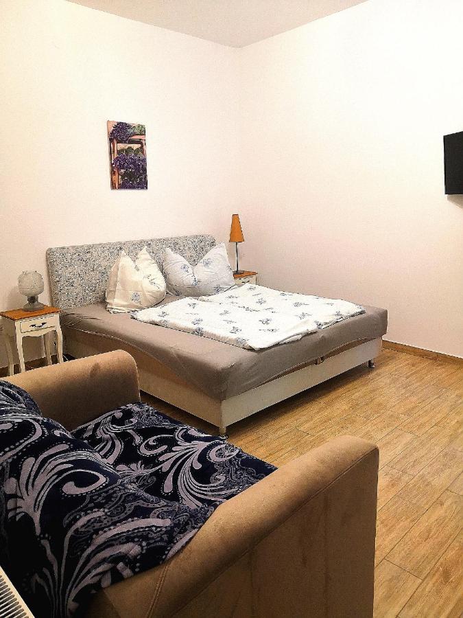 Apartment with Garden View