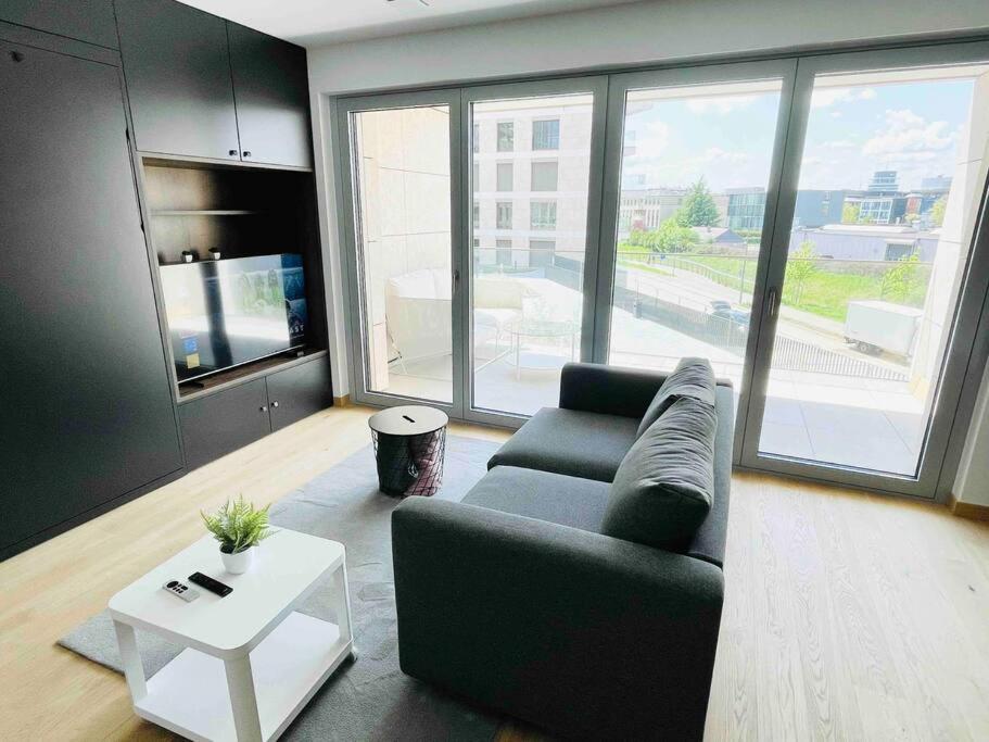 B&B Luxembourg - Luxury 2023 Flat in Center With Terrace & Parking- CD4 - Bed and Breakfast Luxembourg