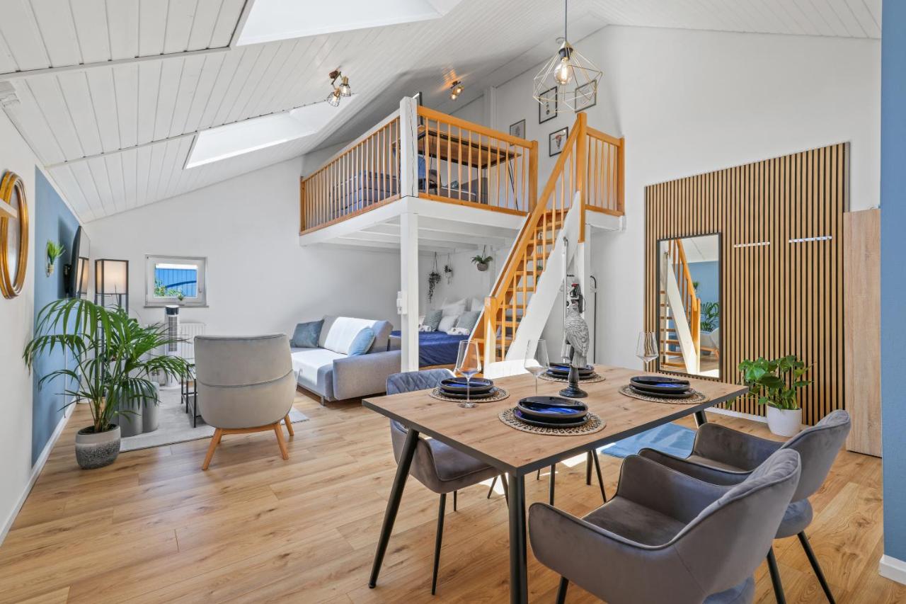 cruwzo I Maisonette - Netflix - Parking - near Audi - Chambres d'hôtes Ingolstadt