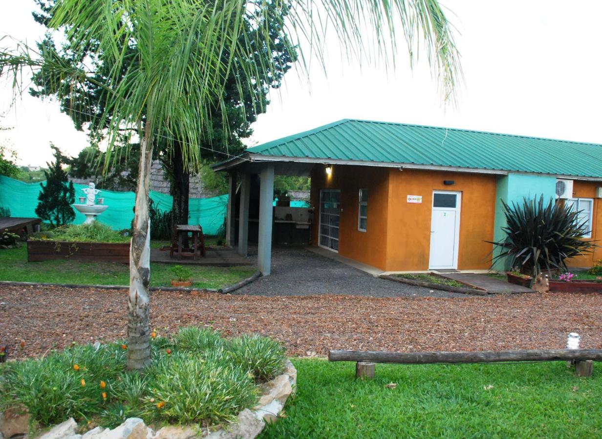 Complejo Lapachos De Colon - B&B