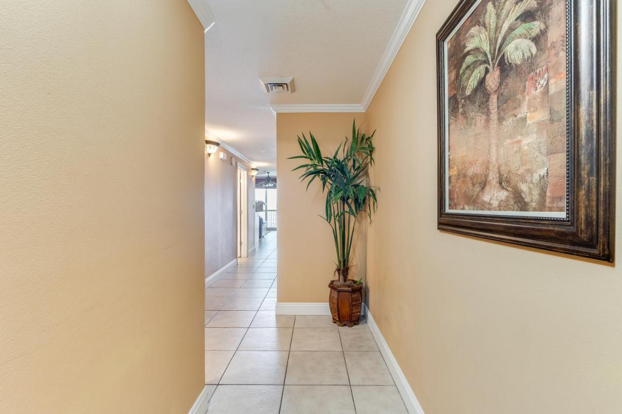 Calypso Resort Beachfront Condo - B&B Panama City Beach