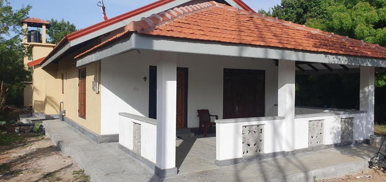 B&B Mannar - La Felicita - Bed and Breakfast Mannar