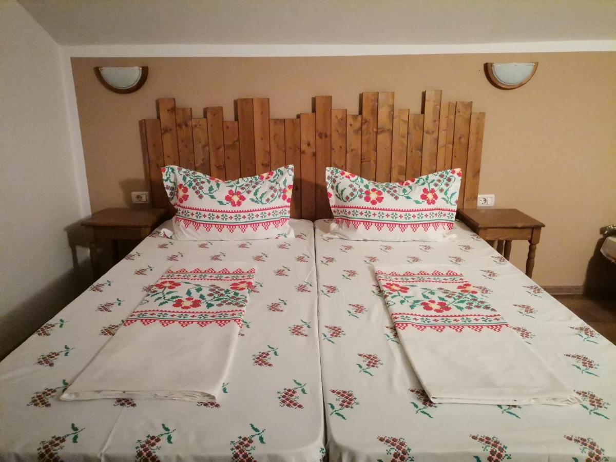 Triple Room with Shared Bathroom