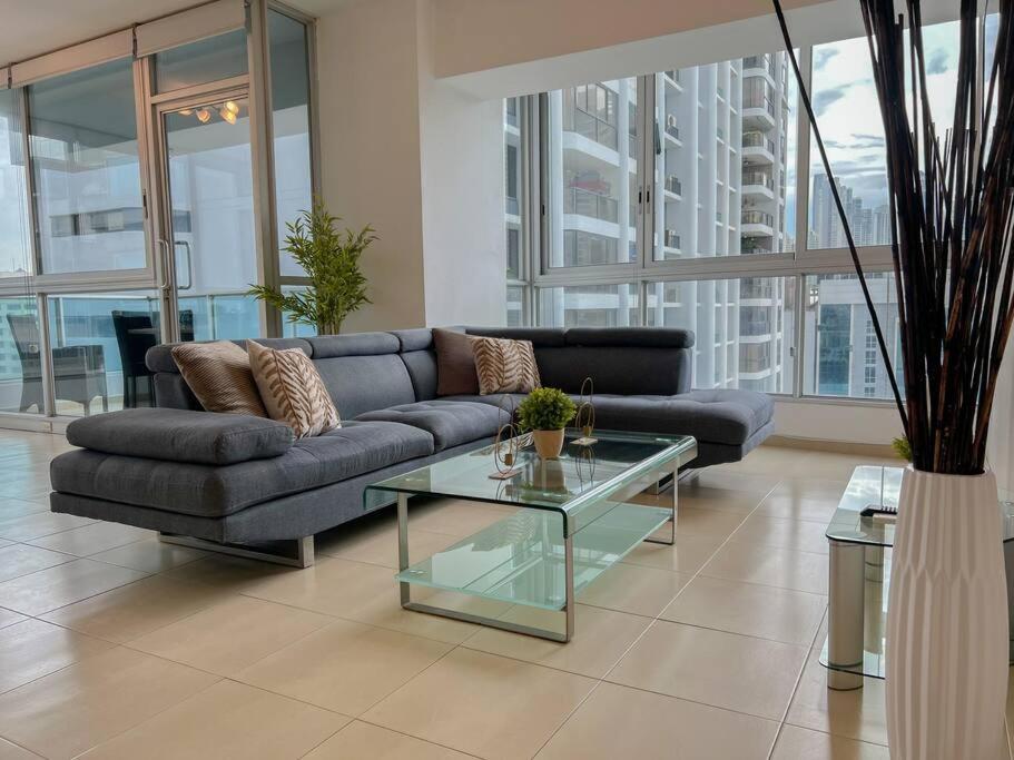 B&B Panama-stad - Apartment with Ocean&City views Avenida Balboa - Bed and Breakfast Panama-stad