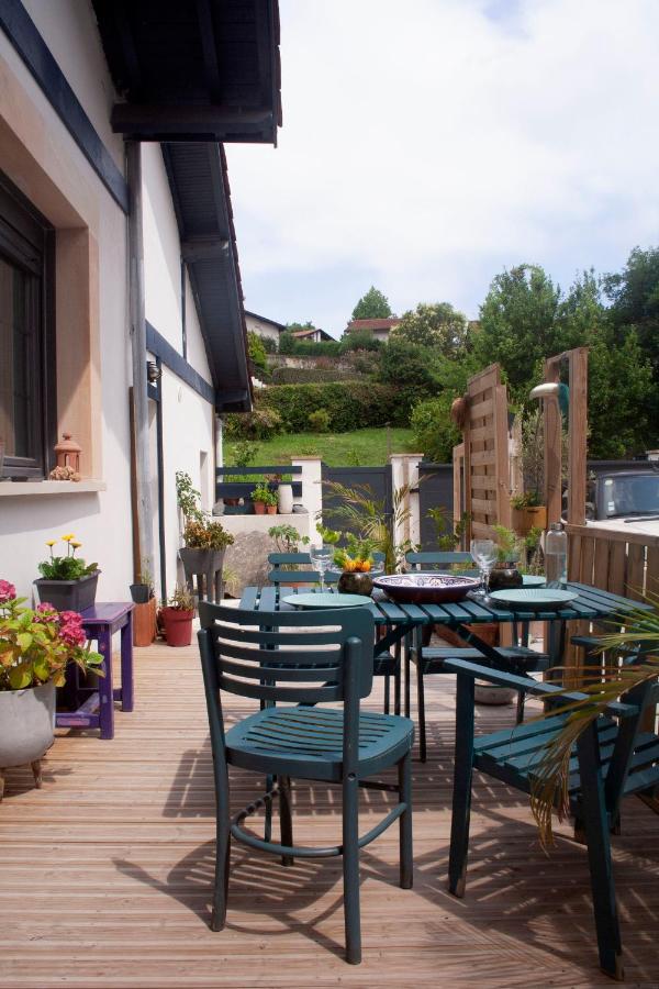 Maison calme - Frontière Montagne et Plage - B&B