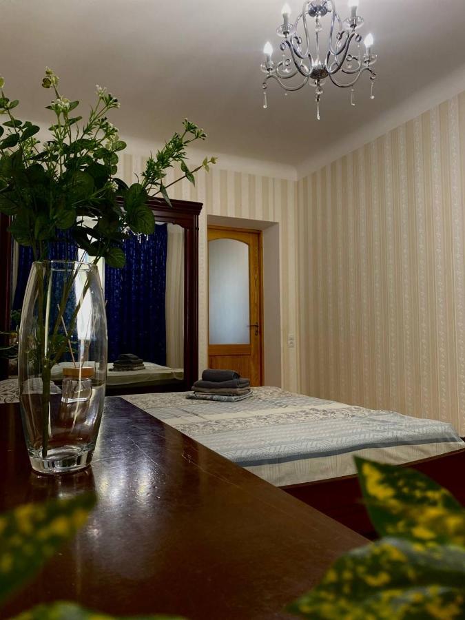 B&B Rivne - Babylon Apartments On Soborna 2rooms - Bed and Breakfast Rivne