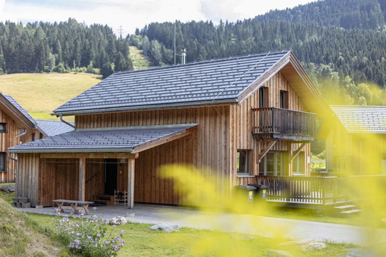 Premium Chalet 12 with sauna & whirlpool