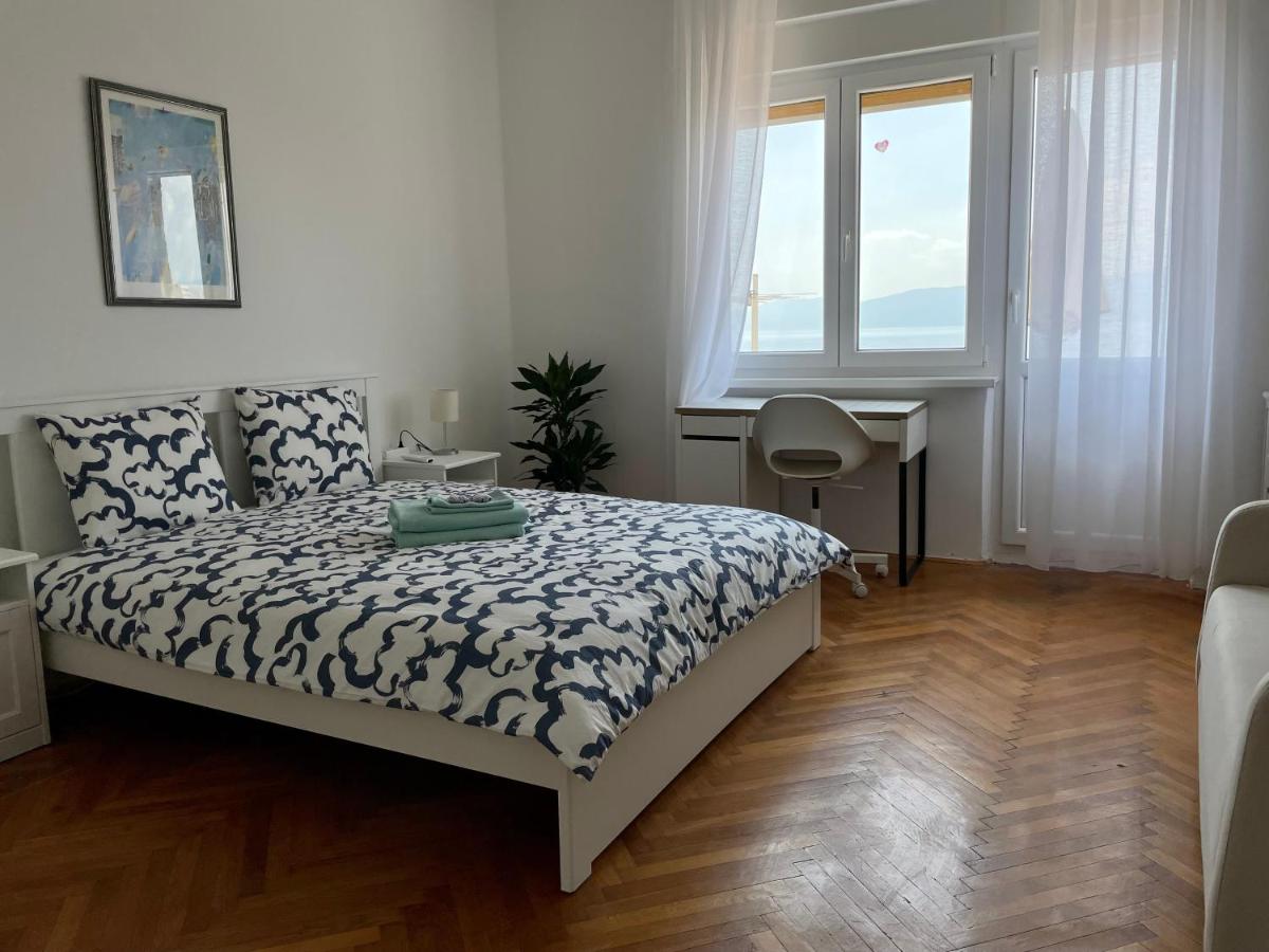 Appartamento con 2 Camere da Letto