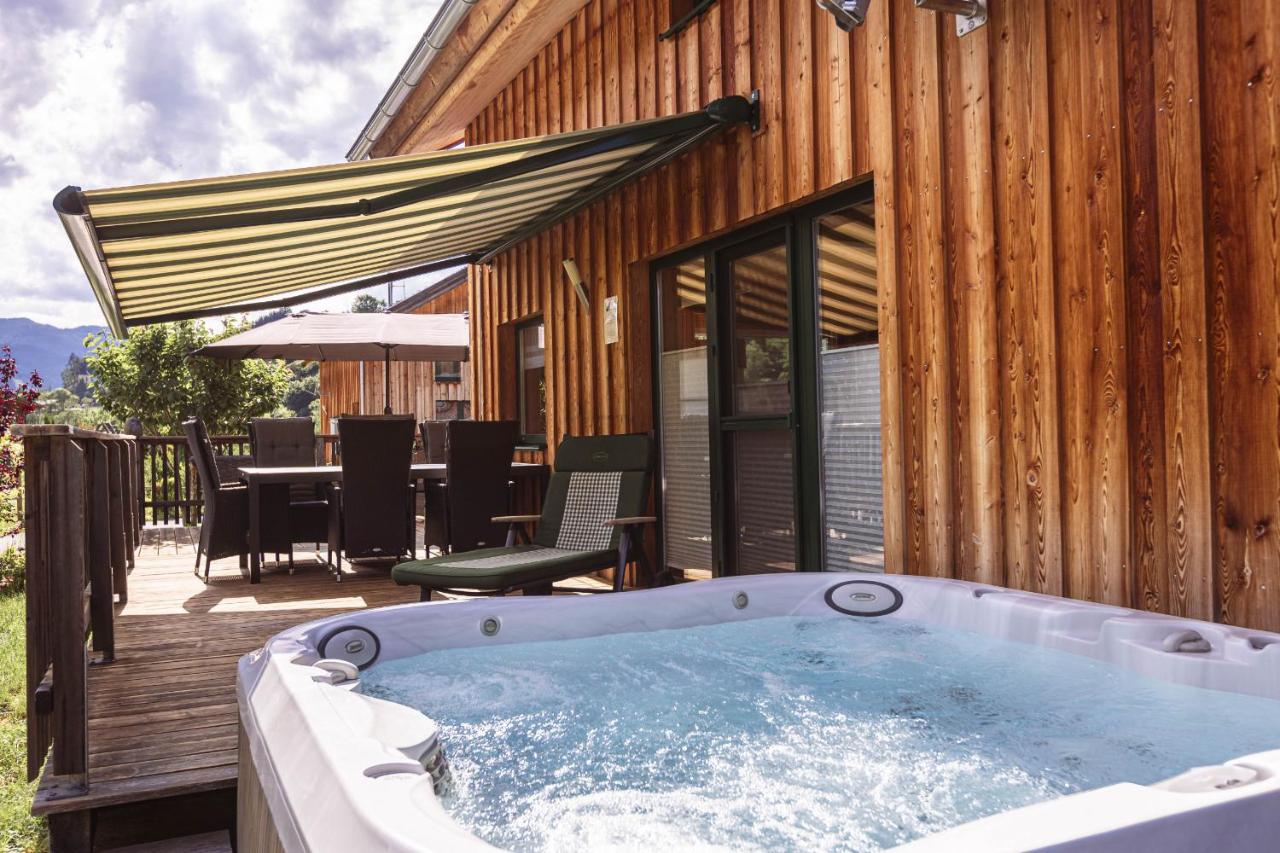 Superior Chalet 19 with ir-sauna & whirlpool