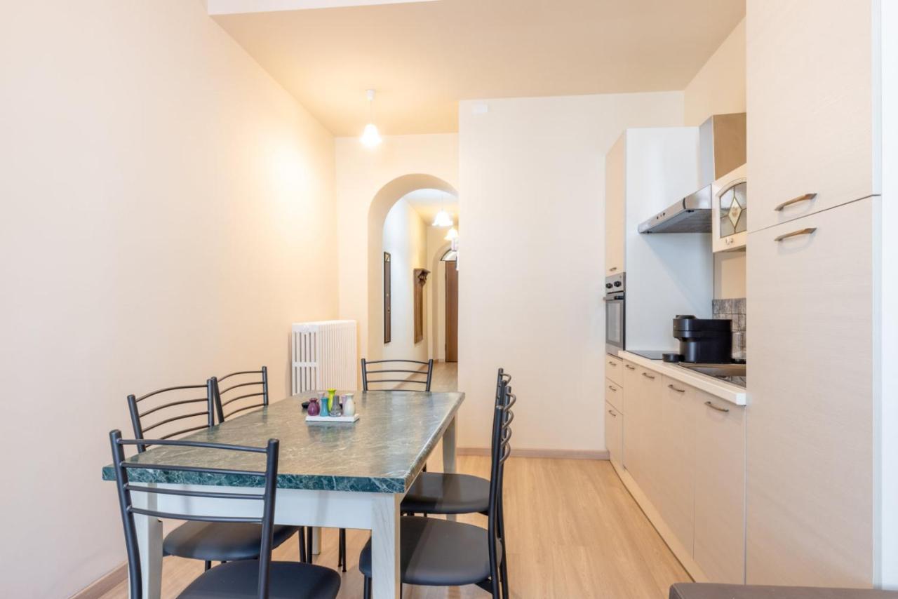 Aosta Centre Apartments - Porta Pretoria 56 - B&B Aosta