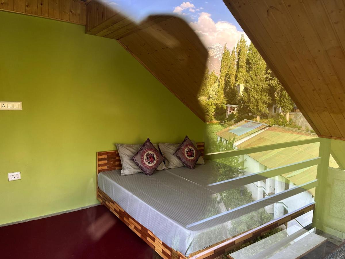 Double Room with Mountain View