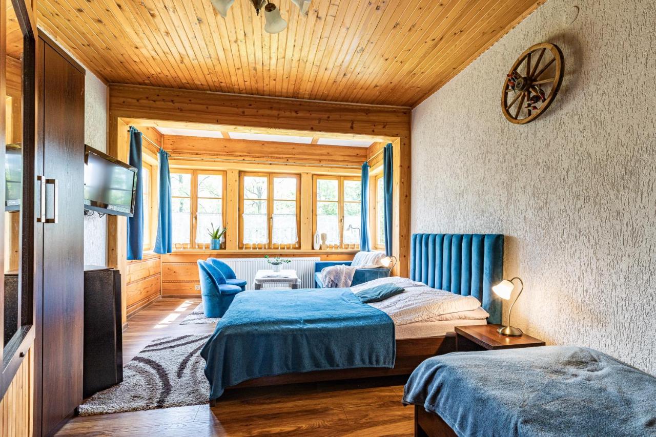 Habitación Cuádruple con vistas a la montaña