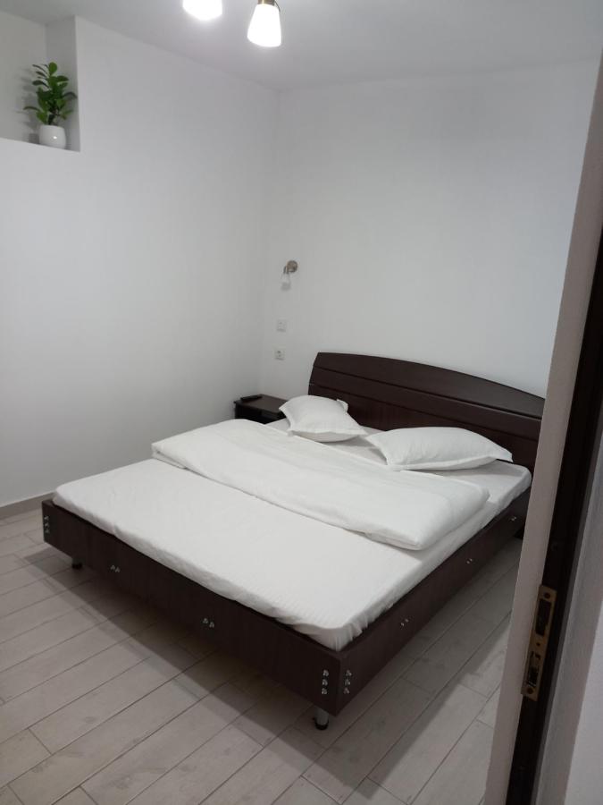 Camera Matrimoniale con Bagno Privato Esterno 