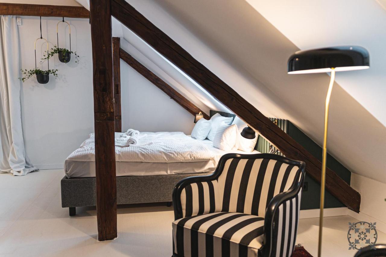 Large Double or Twin Room