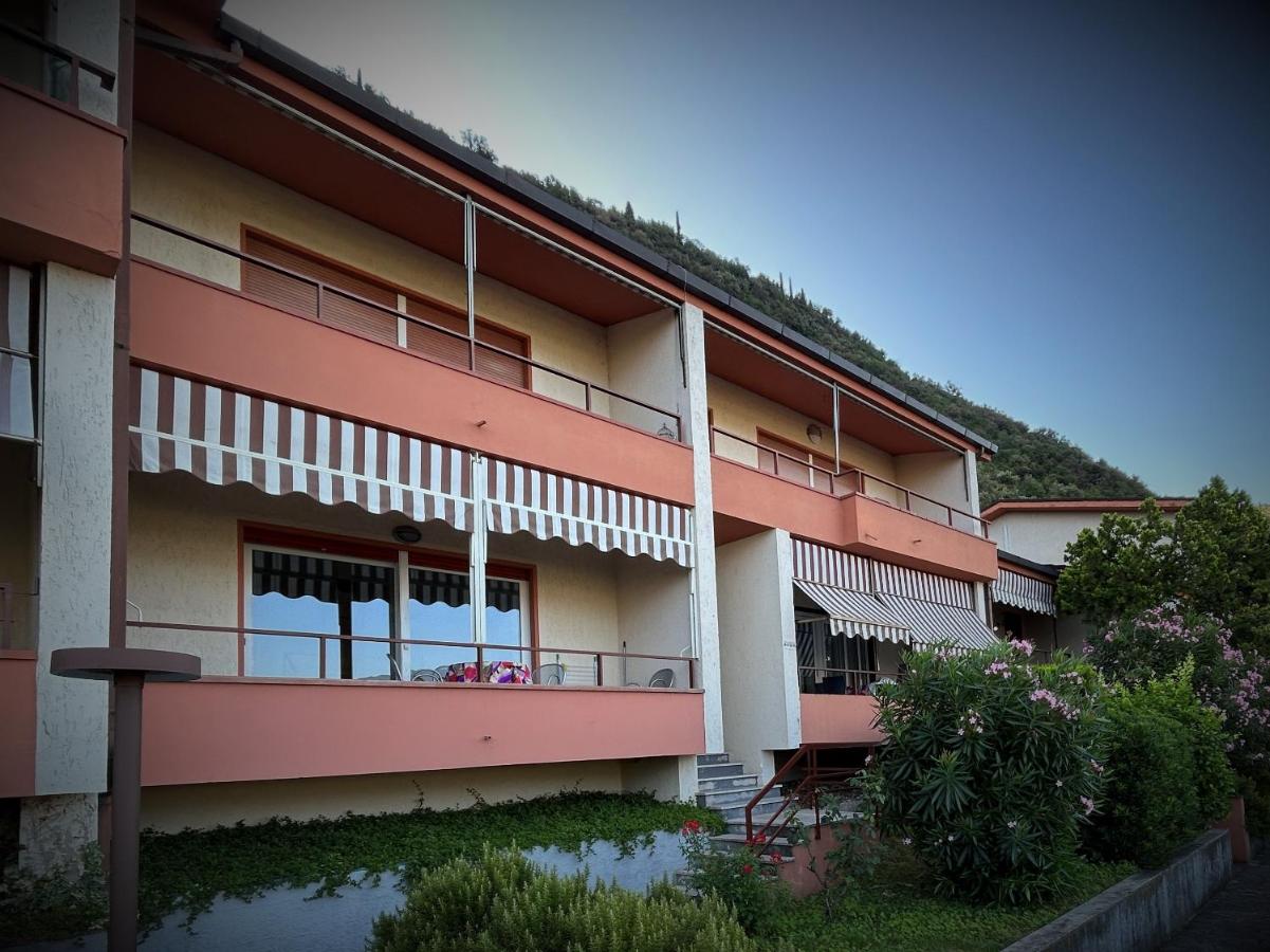 One-Bedroom Apartment with Balcony and  Lake View - Separate Building (MO230450494)