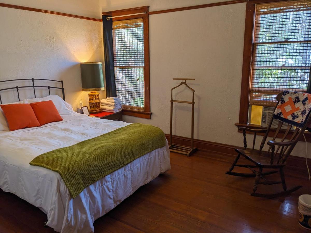 Queen Room with Shared Bathroom