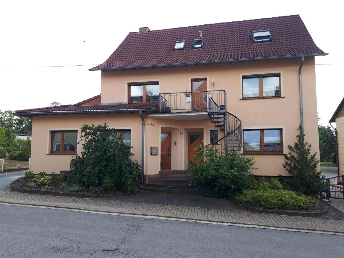 B&B Wadern - Ferienwohnung Müller - Bed and Breakfast Wadern