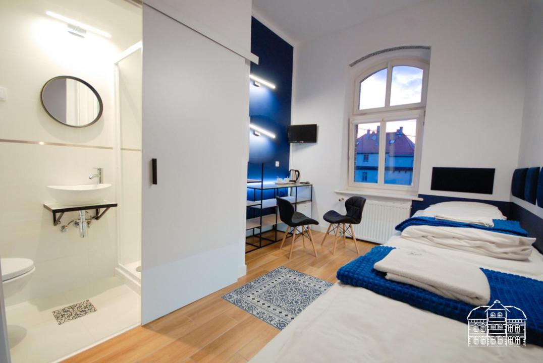 Pokoje Turystyczne przy Parku Szwedzkim - B&B Szczawno-Zdrój