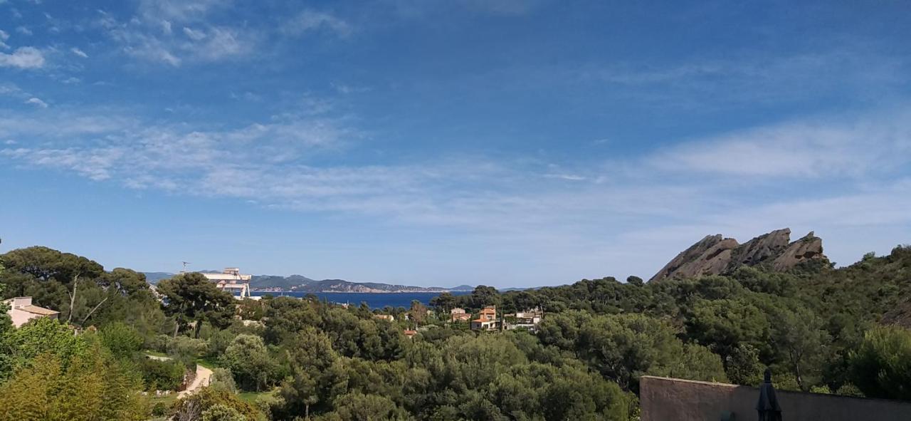 LA CIOTAT AU CALME ET VUE MER - B&B