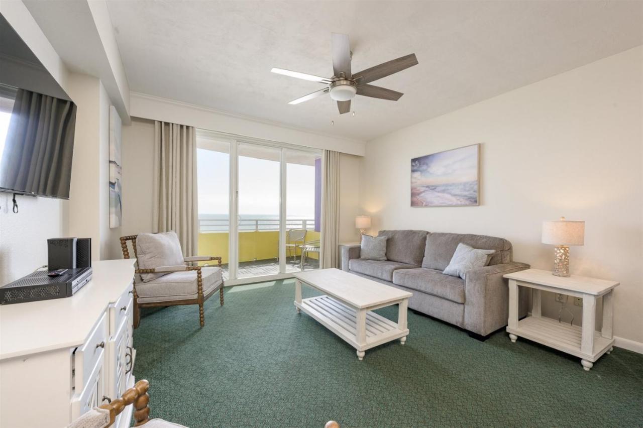 Unit 809 Ocean Walk - 1 Bedroom Ocean Front - B&B