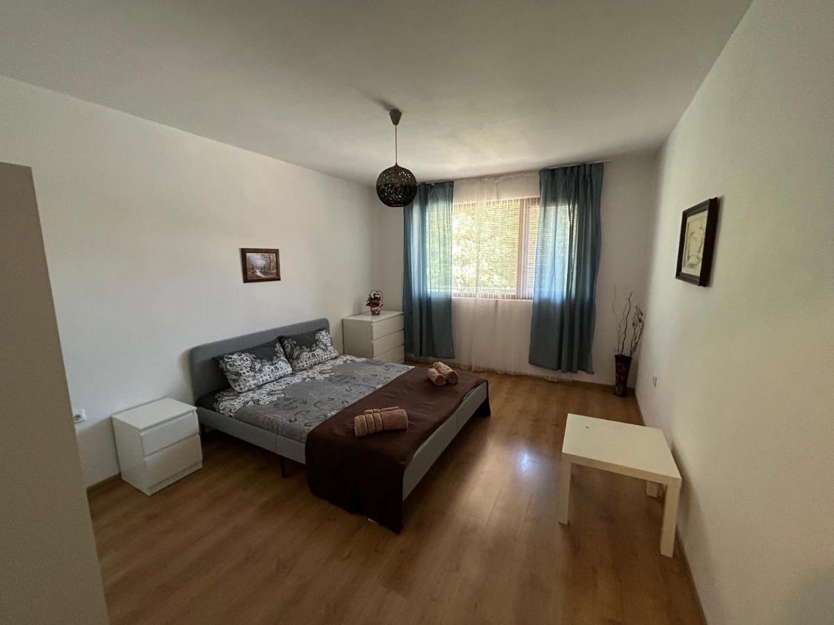 АПАРТАМЕНТ МАЯ с две спални - B&B Kazanlak