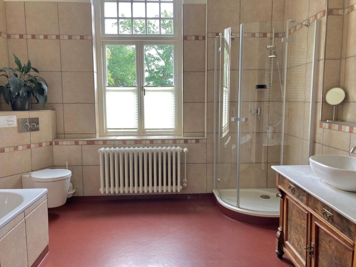 Doppelzimmer mit Gartenblick