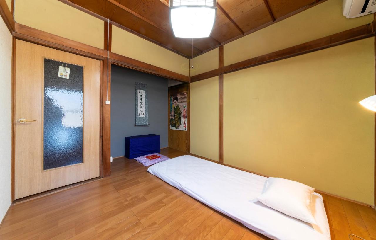 Single Bed in Dormitory Room