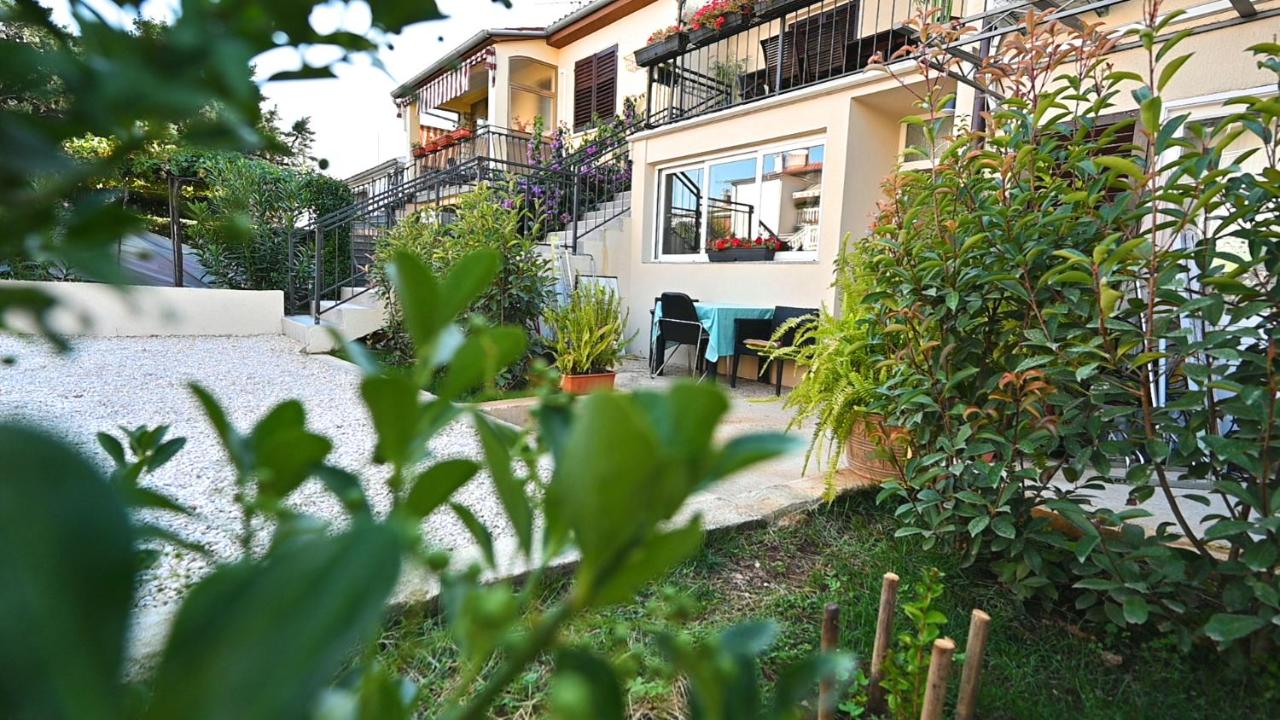 Apartment Nada - Porec - 300m from beautiful beaches and city center - B&B