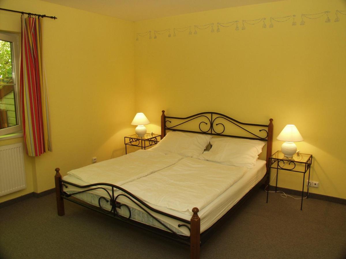 Appartamento con 1 Camera da Letto - Ovest