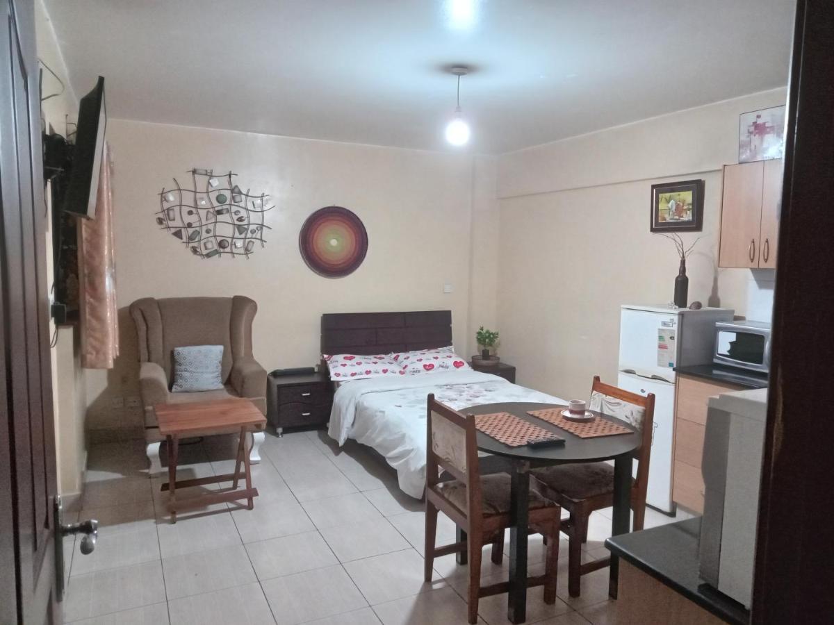 Stylish Nairobi CBD Studio with Fast Wi-Fi & Netflix - B&B