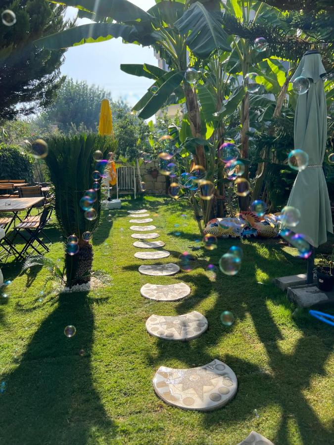 Luna Alacati - Bed and Breakfast