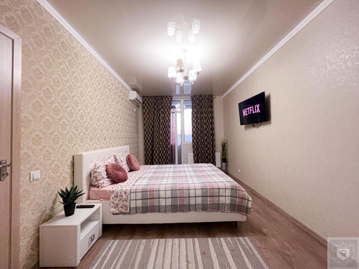 B&B Chișinău - RentHouse Apartments Comfort Flat - Bed and Breakfast Chișinău