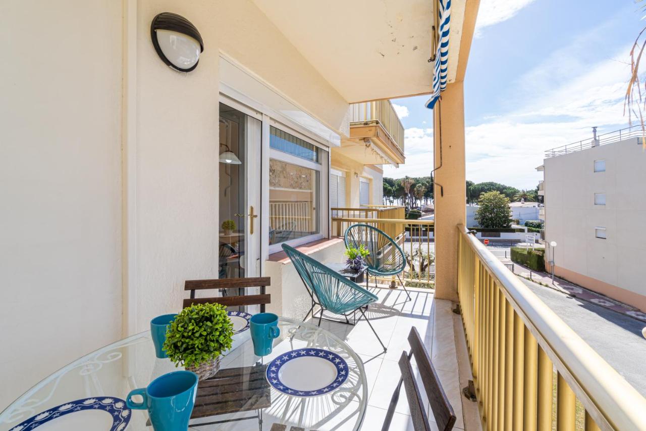 Coastal Paradise & Cozy Home with a 100m from the Beach! - B&B Cambrils