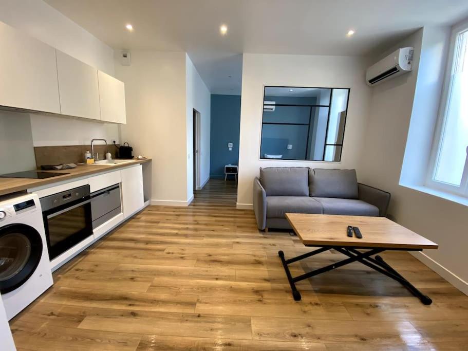 LA PERLE BLEUE, Centre ville Valence,Proche gare - B&B