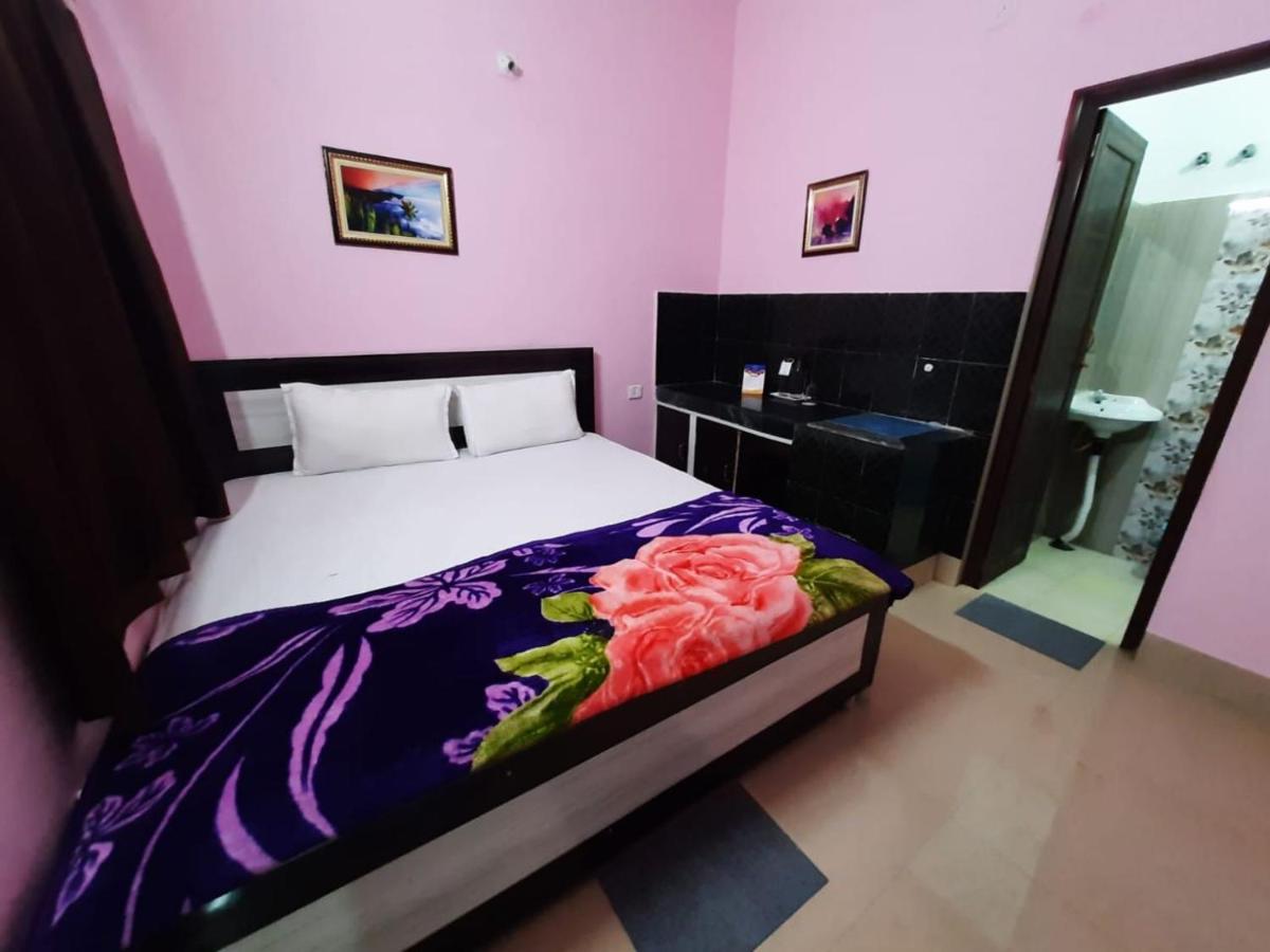 B&B Puri - Goroomgo Jagannath Inn Puri Near Sea Beach - Bed and Breakfast Puri
