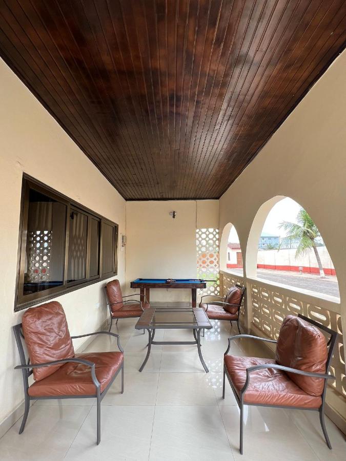 B&B Accra - Exclusive Holiday Villa with Pool in Accra - Bed and Breakfast Accra