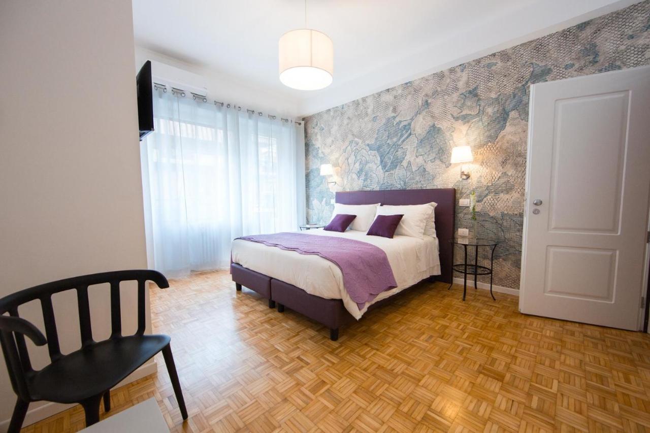 Double or Twin Room with Private Bathroom
