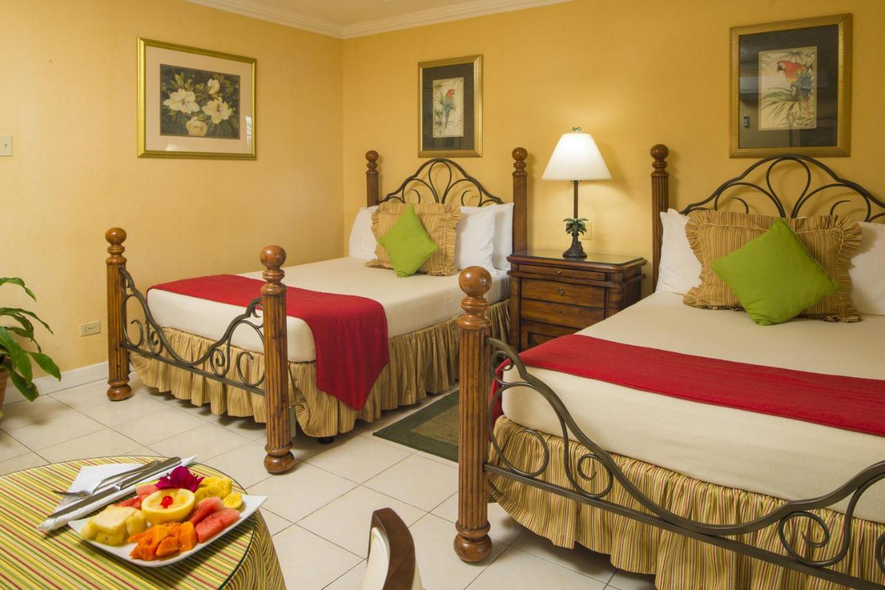 Double Room with Two Double Beds