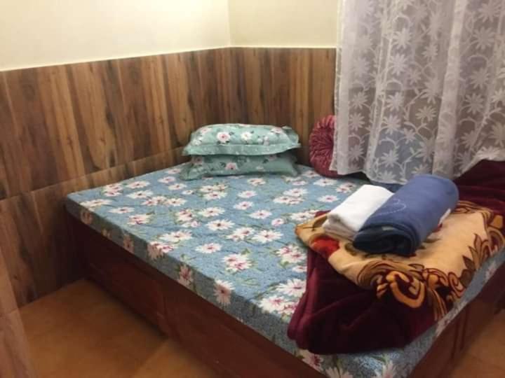 Habitación Triple con aseo compartido