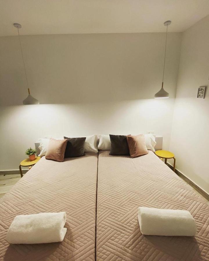 Quadruple Room with Private Bathroom