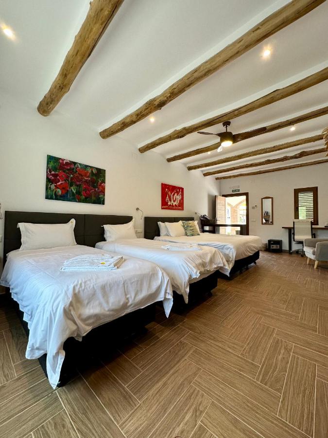 Deluxe Family Suite
