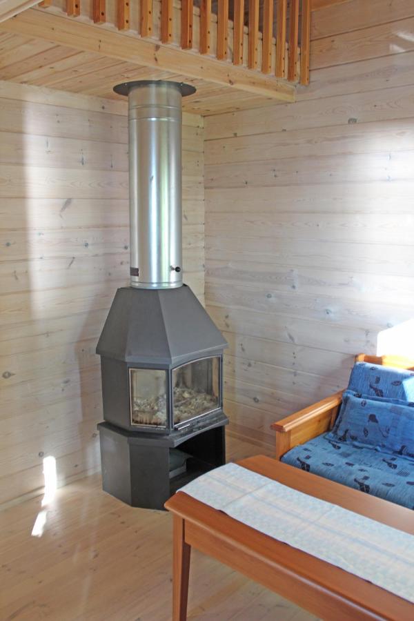 Cottage with Shared Bathroom