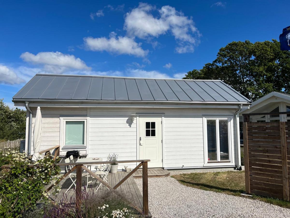 Lilla Sommarhuset Burgsvik - B&B Burgsvik