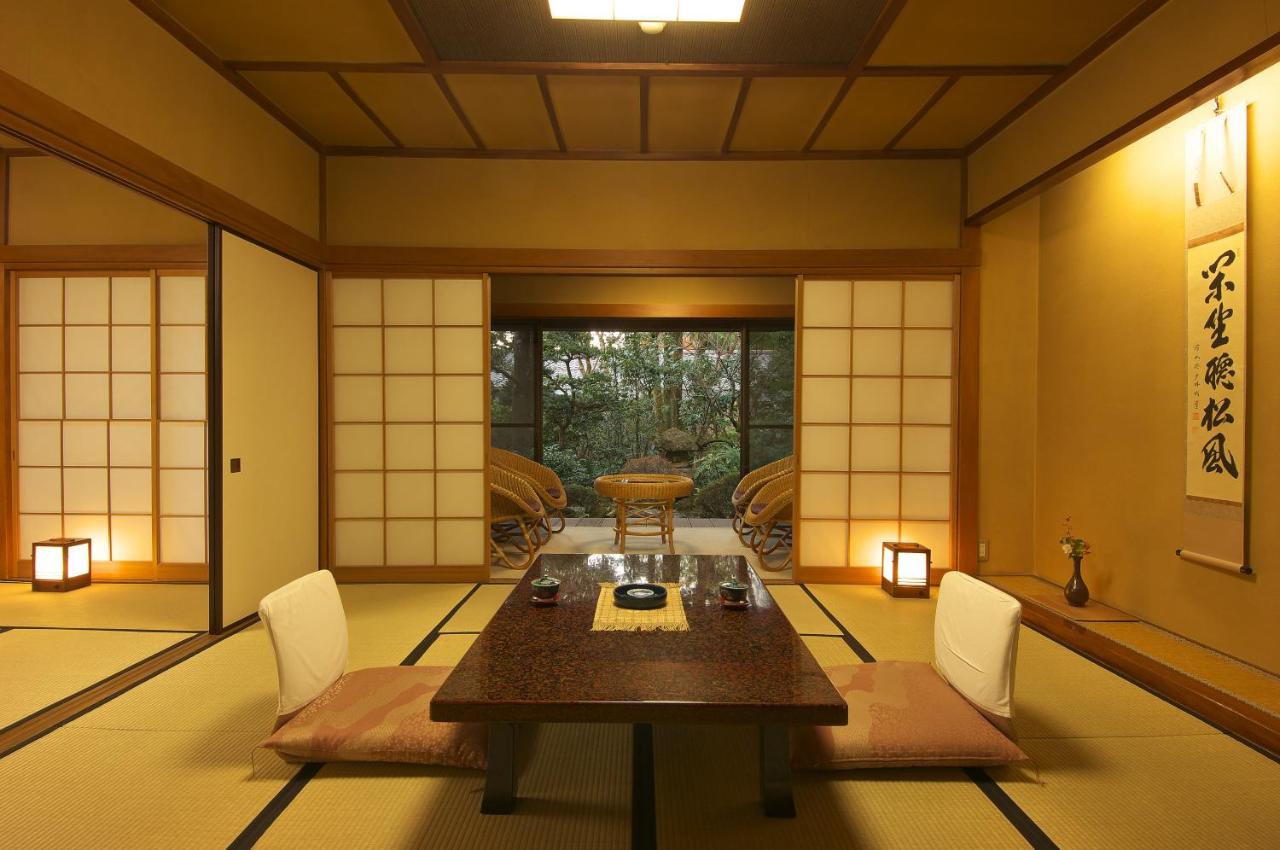Japanese-Style Room